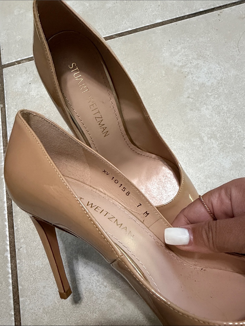Stuart Weitzman Glossy Nude Pointed Toe Patent Pumps - Picture 2 of 6
